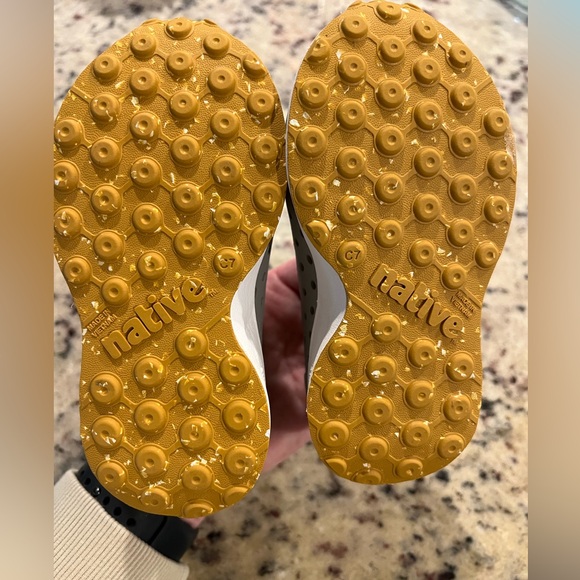 NWOT Native Shoes Unisex Toddler Robbie Shoe - Picture 4 of 6